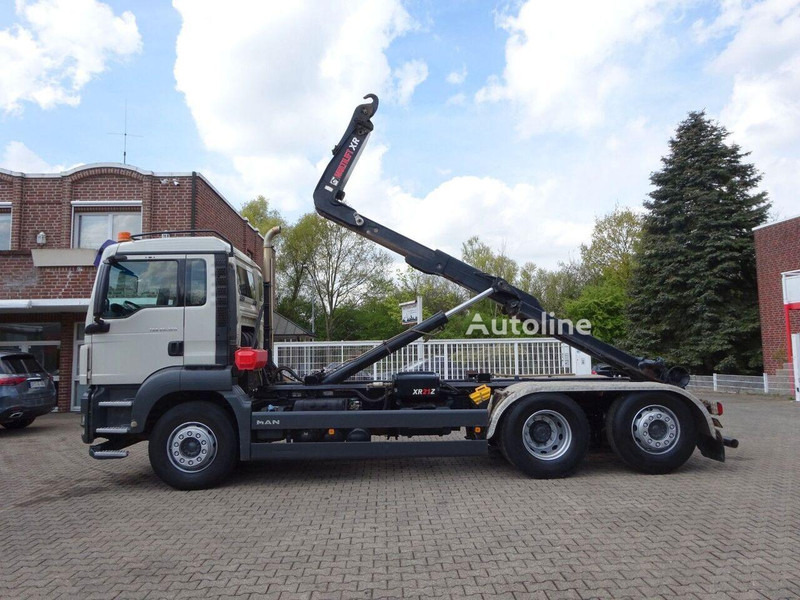 MAN TGS 26.320 - Hook lift truck - Kamion vetëngarkues, Kamion me vinç: foto 4 MAN TGS 26.320 - Hook lift truck - Kamion vetëngarkues, Kamion me vinç: foto 4