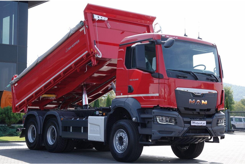 MAN TGS 33.440 / 6X4 / WYWROTKA 3 STRONNA / HYDROBURTA / BORDMATIC / - Kamion vetëshkarkues: foto 3 MAN TGS 33.440 / 6X4 / WYWROTKA 3 STRONNA / HYDROBURTA / BORDMATIC / - Kamion vetëshkarkues: foto 3