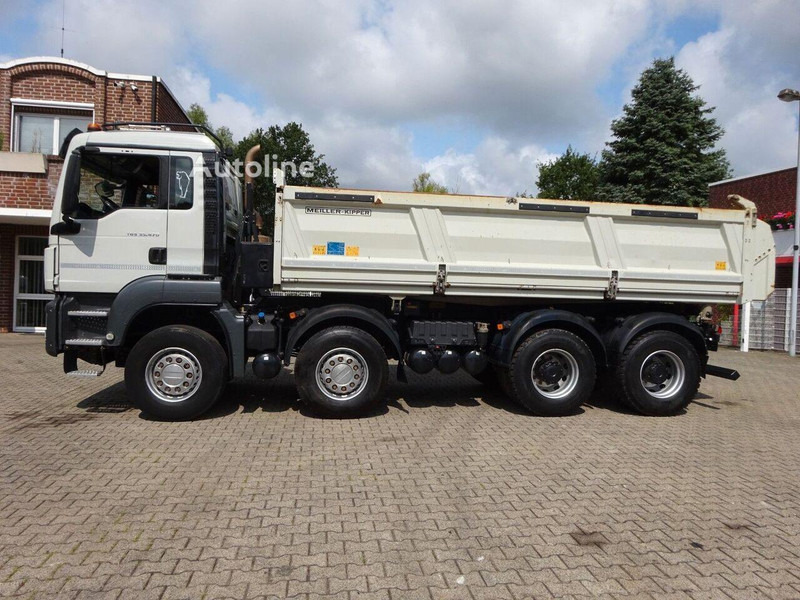 MAN TGS 35.470 - 3 way tipper 8x4 - Kamion vetëshkarkues: foto 2 MAN TGS 35.470 - 3 way tipper 8x4 - Kamion vetëshkarkues: foto 2