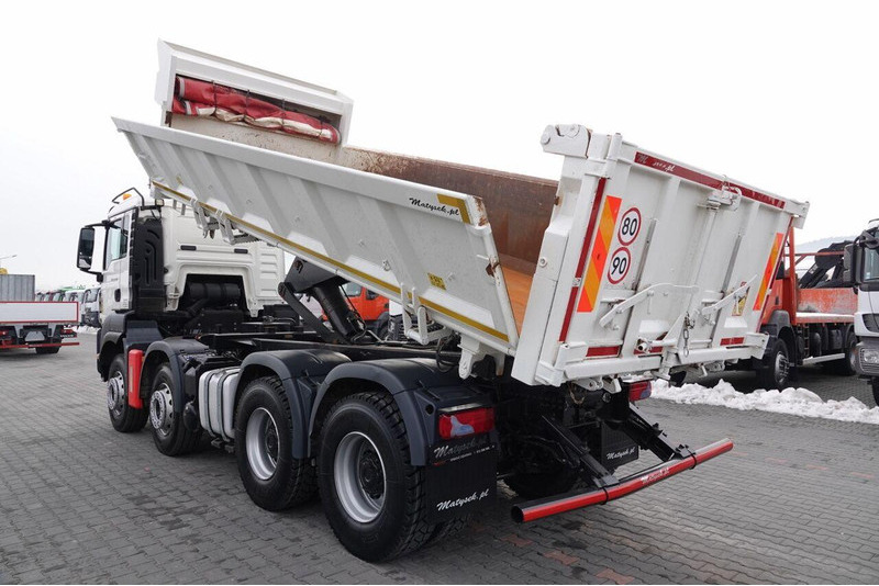 MAN TGS 35.480 / 8x4 / WYWROTKA / BORDMATIC / HYDROBURTA / OPONY 100 - Kamion vetëshkarkues: foto 2 MAN TGS 35.480 / 8x4 / WYWROTKA / BORDMATIC / HYDROBURTA / OPONY 100 - Kamion vetëshkarkues: foto 2