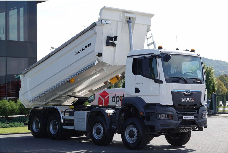MAN TGS 41.480 / 8x8 / WYWROTKA TYLNOZSYP / MANUAL / FABRYCZNIE NOWY - Kamion vetëshkarkues: foto 2 MAN TGS 41.480 / 8x8 / WYWROTKA TYLNOZSYP / MANUAL / FABRYCZNIE NOWY - Kamion vetëshkarkues: foto 2