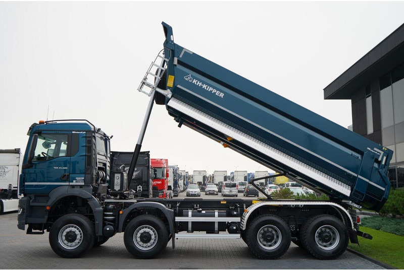 MAN TGS 41.480 - Kamion vetëshkarkues: foto 3 MAN TGS 41.480 - Kamion vetëshkarkues: foto 3