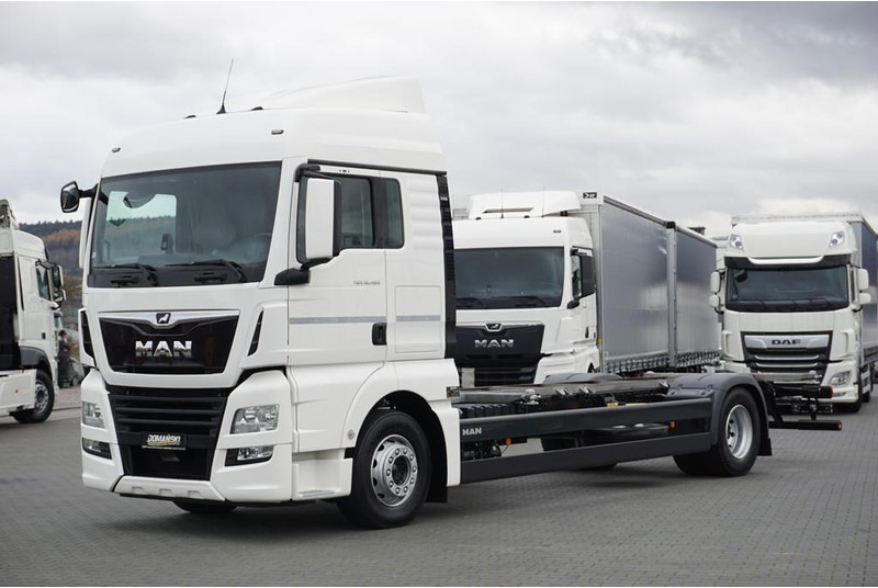 MAN TGX / 18.460 / ACC / E 6 / XLX / BDF / 7,15 M , 7,45 M - Kamion kabinë-shasi: foto 2 MAN TGX / 18.460 / ACC / E 6 / XLX / BDF / 7,15 M , 7,45 M - Kamion kabinë-shasi: foto 2