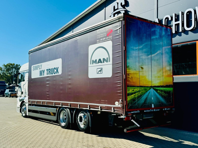 MAN TGX 26.420 - Kamion me tendë: foto 4 MAN TGX 26.420 - Kamion me tendë: foto 4