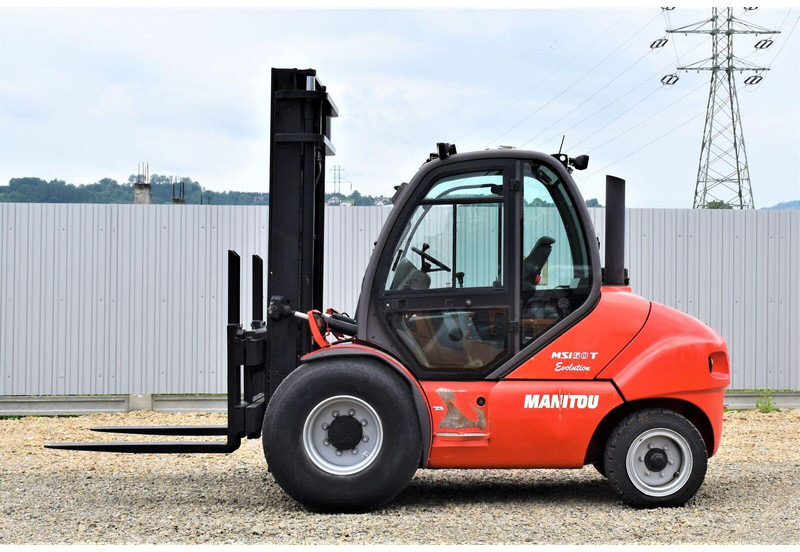 Manitou MSI50T 1E3 - Pirun më naftë: foto 3 Manitou MSI50T 1E3 - Pirun më naftë: foto 3