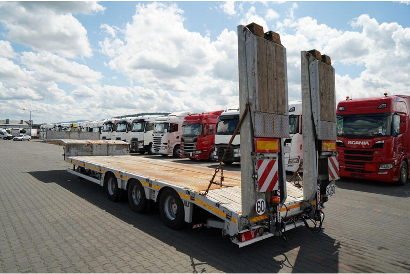 Max Trailer NACZEPA LAWETA / NISKOPODWOZIOWA / 12,35 M / NAJAZDY HYDRAULICZN - Gjysmë rimorkio me plan ngarkimi të ulët: foto 5 Max Trailer NACZEPA LAWETA / NISKOPODWOZIOWA / 12,35 M / NAJAZDY HYDRAULICZN - Gjysmë rimorkio me plan ngarkimi të ulët: foto 5