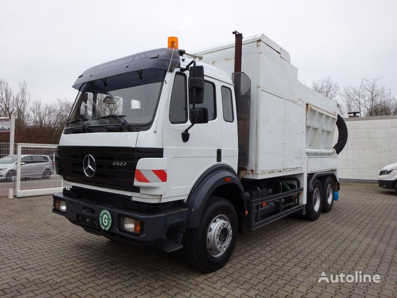 Mercedes-Benz 2527 - Vacuum truck 6x4 - Kamion me vakuum: foto 1 Mercedes-Benz 2527 - Vacuum truck 6x4 - Kamion me vakuum: foto 1