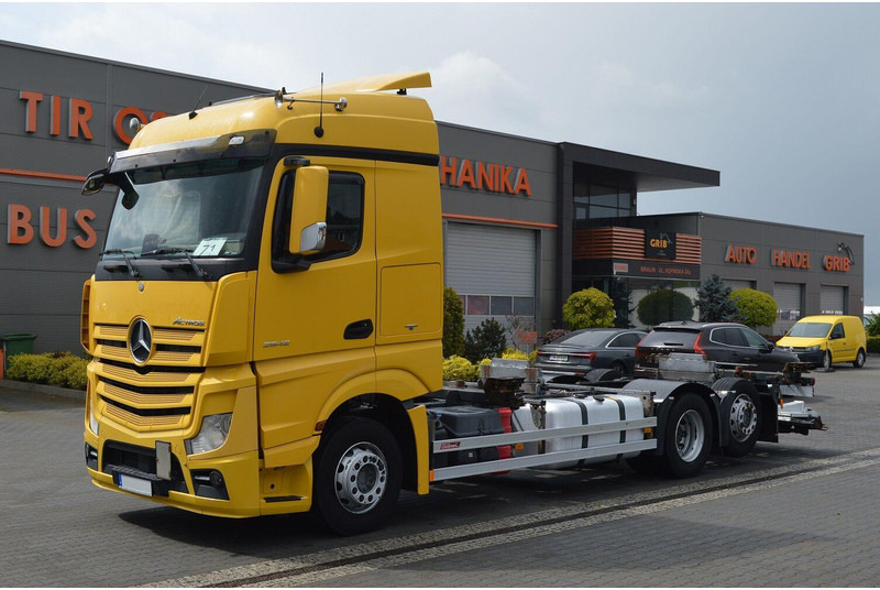 Mercedes-Benz ACTROS 2542 EURO 6 BDF SWAP CHASSIS - Kamion kabinë-shasi: foto 1 Mercedes-Benz ACTROS 2542 EURO 6 BDF SWAP CHASSIS - Kamion kabinë-shasi: foto 1