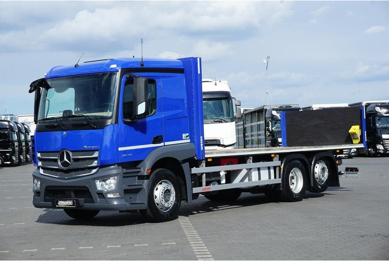 Mercedes-Benz ACTROS / 2543 / ACC / E 6 / PEŁNY ADR / PLATFORMA / ZAWIESIE POD - Kamion me karroceri të hapur: foto 2 Mercedes-Benz ACTROS / 2543 / ACC / E 6 / PEŁNY ADR / PLATFORMA / ZAWIESIE POD - Kamion me karroceri të hapur: foto 2