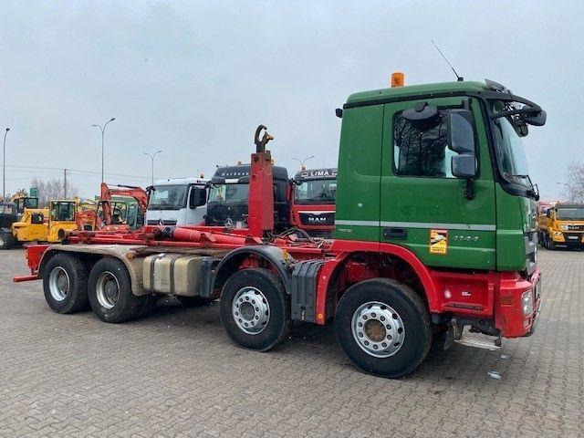 Mercedes-Benz ACTROS 4144 - Kamion vetëngarkues: foto 2 Mercedes-Benz ACTROS 4144 - Kamion vetëngarkues: foto 2