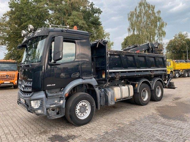 Mercedes-Benz AROCS 2643 - Kamion vetëshkarkues, Kamion me vinç: foto 2 Mercedes-Benz AROCS 2643 - Kamion vetëshkarkues, Kamion me vinç: foto 2