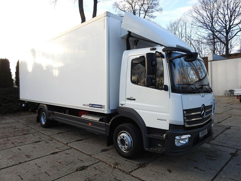 Mercedes-Benz ATEGO 12.24 KONTENER CHŁODNIA -10*C WINDA 16 PALET FUNKCJA GRZAN - Kamion frigorifer: foto 4 Mercedes-Benz ATEGO 12.24 KONTENER CHŁODNIA -10*C WINDA 16 PALET FUNKCJA GRZAN - Kamion frigorifer: foto 4