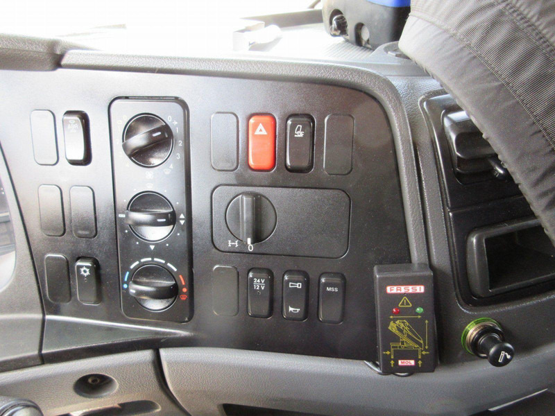 Mercedes-Benz ATEGO 1224 L - Kamion me karroceri të hapur, Kamion me vinç: foto 4 Mercedes-Benz ATEGO 1224 L - Kamion me karroceri të hapur, Kamion me vinç: foto 4