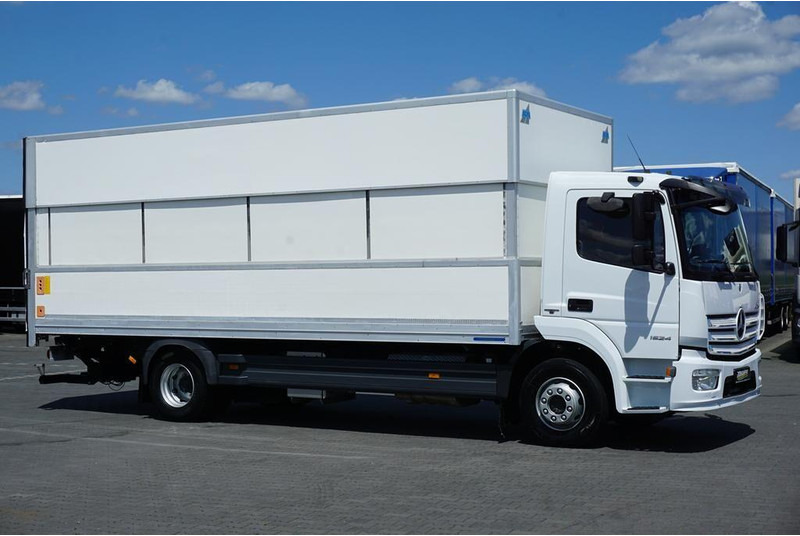 Mercedes-Benz ATEGO / 1524 / ACC / EURO 6 / IZOTERMA + WINDA / 16 PALET - Kamion frigorifer: foto 4 Mercedes-Benz ATEGO / 1524 / ACC / EURO 6 / IZOTERMA + WINDA / 16 PALET - Kamion frigorifer: foto 4
