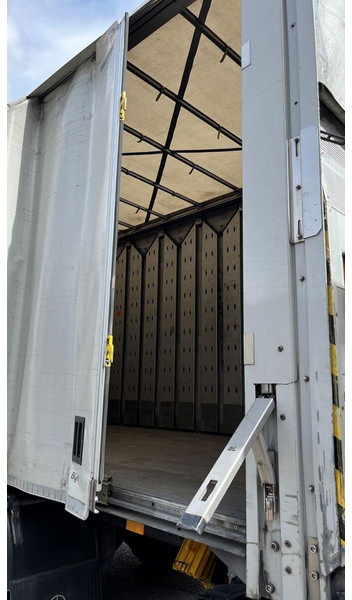 Mercedes-Benz Actros 1845 - Kamion me tendë: foto 3 Mercedes-Benz Actros 1845 - Kamion me tendë: foto 3