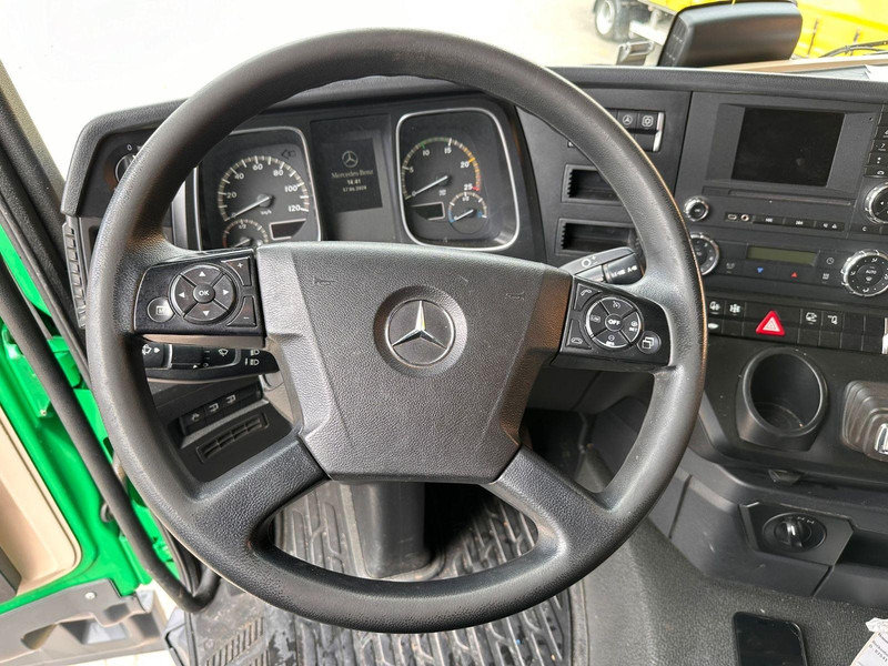 Kamion vetëngarkues, Kamion me vinç Mercedes-Benz Actros 4 3 Achser BM 963 2648 OM471 6x4 Fg: foto 10