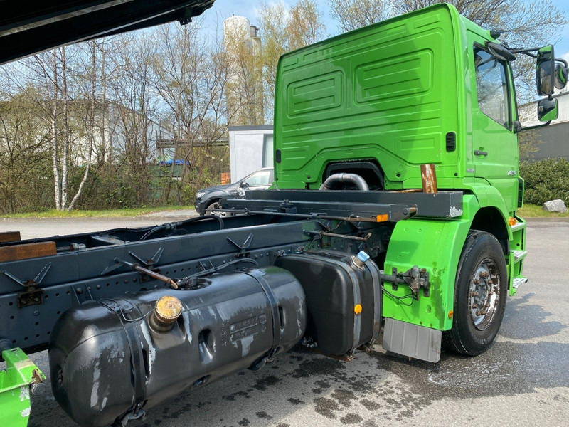 Mercedes-Benz Axor 1829 - Kamion vetëshkarkues: foto 4 Mercedes-Benz Axor 1829 - Kamion vetëshkarkues: foto 4