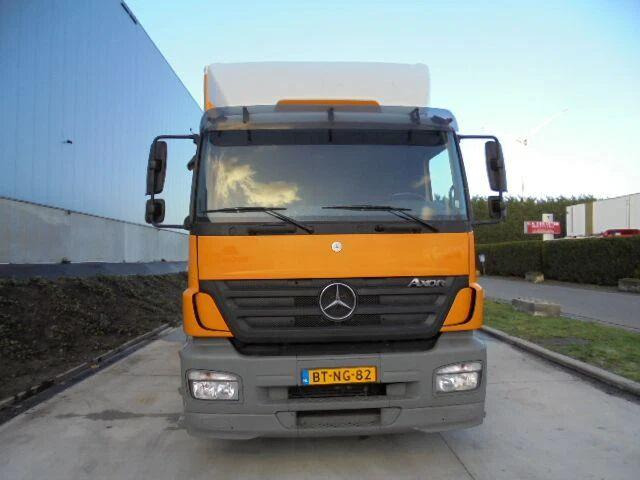 Mercedes-Benz Axor 1829 - Vacuum truck - Kamion me vakuum: foto 2 Mercedes-Benz Axor 1829 - Vacuum truck - Kamion me vakuum: foto 2