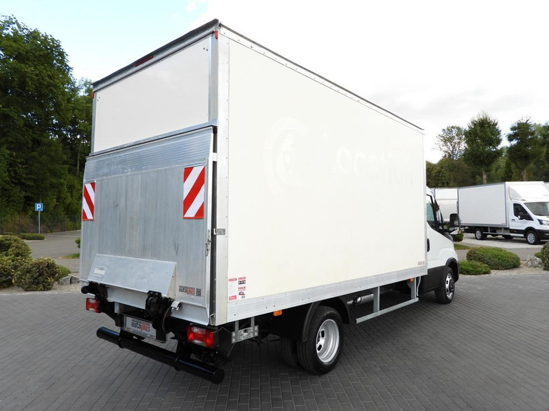 Mercedes-Benz SPRINTER 514 KONTENER WINDA 8 PALET TEMPOMAT BLIŹNIACZE KOŁA KLI - Kamioncine me kontinier: foto 3 Mercedes-Benz SPRINTER 514 KONTENER WINDA 8 PALET TEMPOMAT BLIŹNIACZE KOŁA KLI - Kamioncine me kontinier: foto 3