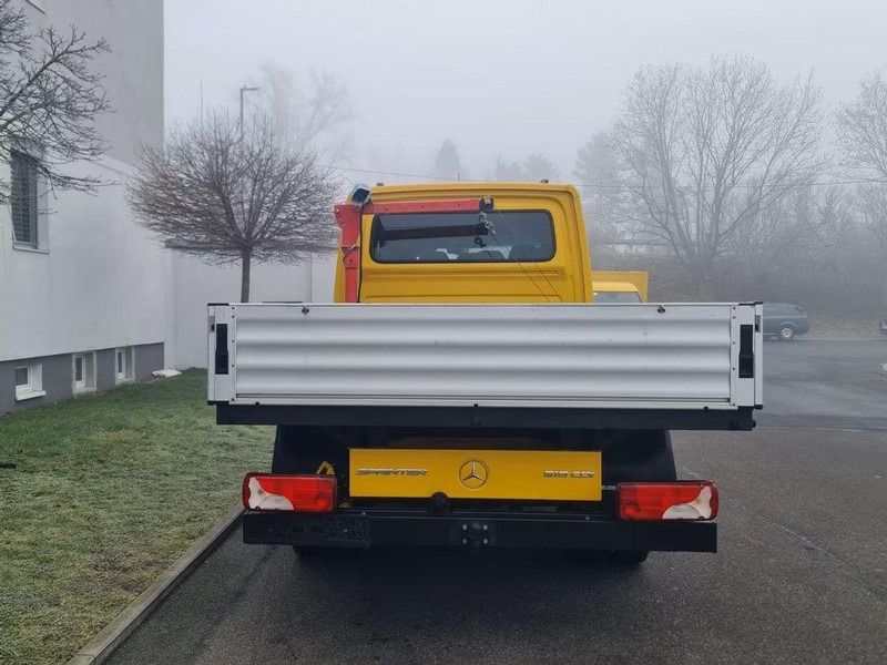 Kamion me karroceri të hapur, Kamion me vinç Mercedes-Benz Sprinter 519 CDI Doka - Flatbed truck + crane: foto 8