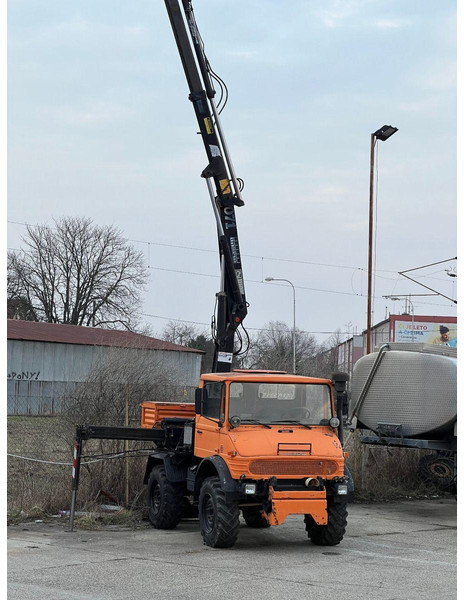Mercedes-Benz UNIMOG - Lirues kopshti: foto 1 Mercedes-Benz UNIMOG - Lirues kopshti: foto 1