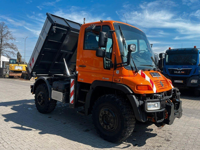 Mercedes-Benz UNIMOG U400 405/12 ZUGMASCHINE/ KIPPER - Shkarkues: foto 1 Mercedes-Benz UNIMOG U400 405/12 ZUGMASCHINE/ KIPPER - Shkarkues: foto 1