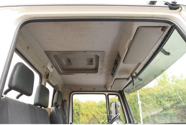 Kamion vetëshkarkues, Kamion me vinç Mercedes-Benz Vario 816D: foto 14