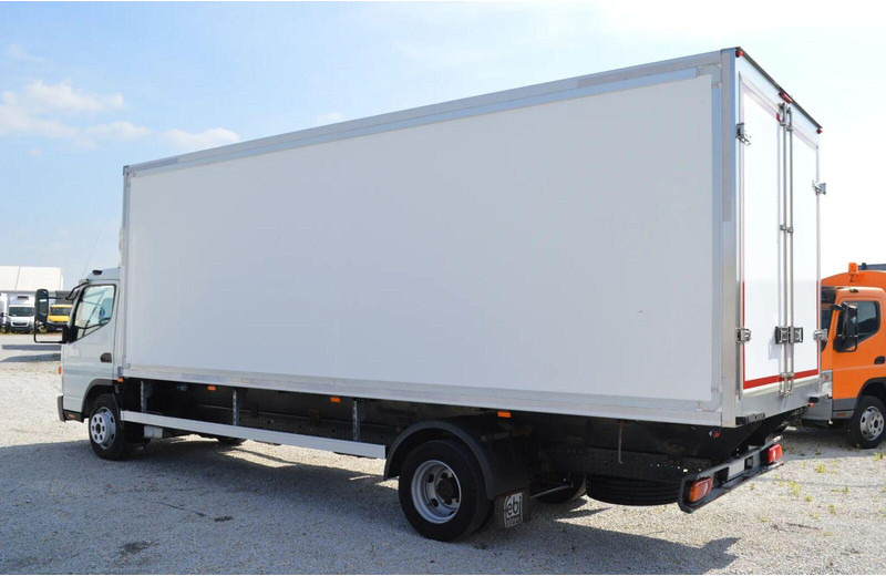 Mitsubishi CANTER FUSO 9C18 REFRIGERATOR + DOOR ISOTHERM CONTAINER - Kamion frigorifer: foto 3 Mitsubishi CANTER FUSO 9C18 REFRIGERATOR + DOOR ISOTHERM CONTAINER - Kamion frigorifer: foto 3