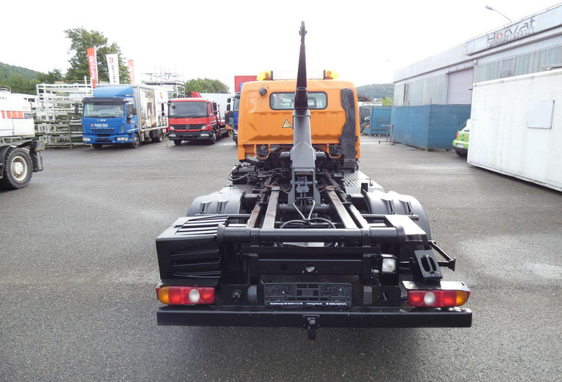Mitsubishi Canter Fuso Abrollkipper - Kamion me karroceri të hapur, Kamion me vinç: foto 4 Mitsubishi Canter Fuso Abrollkipper - Kamion me karroceri të hapur, Kamion me vinç: foto 4