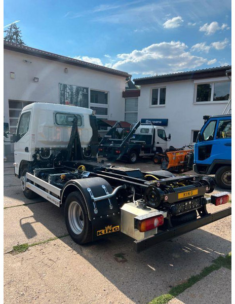 Mitsubishi Fuso Canter 6S15 - Kamion vetëngarkues: foto 4 Mitsubishi Fuso Canter 6S15 - Kamion vetëngarkues: foto 4