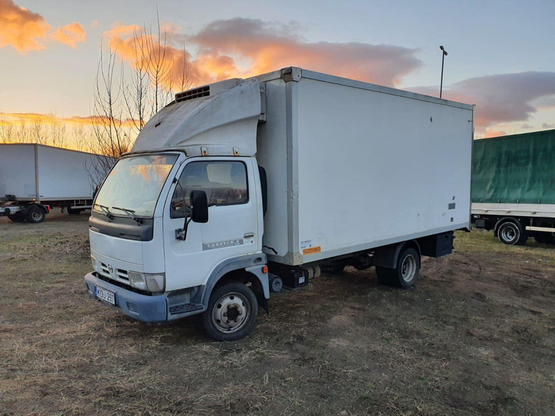 Nissan Cabstar 3,0 TDi - Thermo King V400 Max frigo - Furgon frigorifer: foto 2 Nissan Cabstar 3,0 TDi - Thermo King V400 Max frigo - Furgon frigorifer: foto 2
