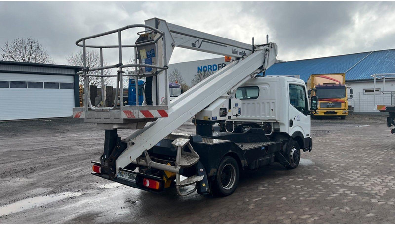 Nissan Palfinger P200A-NC 17m - Platformë ajrore e montuar në kamion: foto 5 Nissan Palfinger P200A-NC 17m - Platformë ajrore e montuar në kamion: foto 5