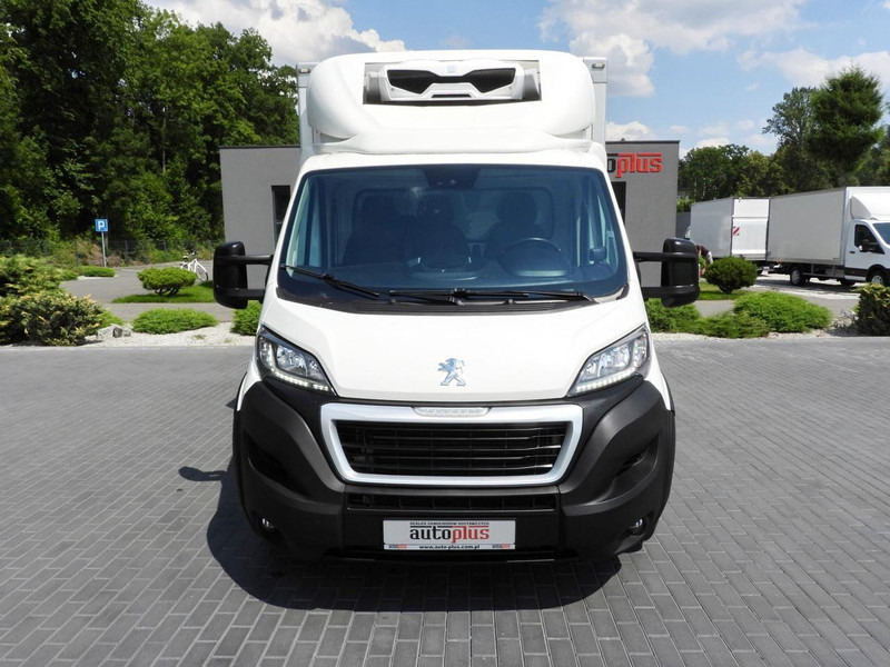 Peugeot BOXER CHŁODNIA KONTENER 0*C 8 PALET TEMPOMAT LEDY KLIMATYZACJA - Kamioncine me kontinier: foto 5 Peugeot BOXER CHŁODNIA KONTENER 0*C 8 PALET TEMPOMAT LEDY KLIMATYZACJA - Kamioncine me kontinier: foto 5