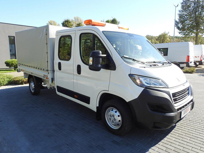 Peugeot BOXER SKRZYNIA PODWÓJNA KABINA DOKA 7 MIEJSC KLIMATYZACJA 140KM - Kamioncine me tendë, Kamioncine dopio kabinë: foto 4 Peugeot BOXER SKRZYNIA PODWÓJNA KABINA DOKA 7 MIEJSC KLIMATYZACJA 140KM - Kamioncine me tendë, Kamioncine dopio kabinë: foto 4