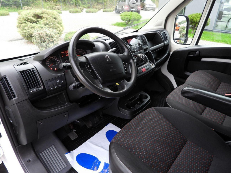 Peugeot BOXER SKRZYNIA PODWÓJNA KABINA DOKA 7 MIEJSC TEMPOMAT KLIMATYZAC - Kamioncine me karroceri, Kamioncine dopio kabinë: foto 2 Peugeot BOXER SKRZYNIA PODWÓJNA KABINA DOKA 7 MIEJSC TEMPOMAT KLIMATYZAC - Kamioncine me karroceri, Kamioncine dopio kabinë: foto 2
