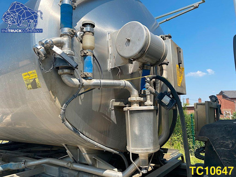 Autobot për transportimin e karburantit Renault Premium 380: foto 6 Autobot për transportimin e karburantit Renault Premium 380: foto 6