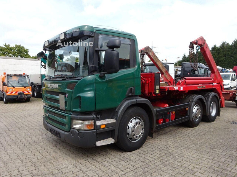 Scania P310 - Skip loader truck - Fadromë ngarkuese: foto 2 Scania P310 - Skip loader truck - Fadromë ngarkuese: foto 2