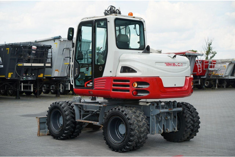Takeuchi TB 295 W / KOPARKA KOŁOWA / 2016 ROK / PO KONTRAKCIE SERWISOWYM - Ekskavator me goma: foto 3 Takeuchi TB 295 W / KOPARKA KOŁOWA / 2016 ROK / PO KONTRAKCIE SERWISOWYM - Ekskavator me goma: foto 3