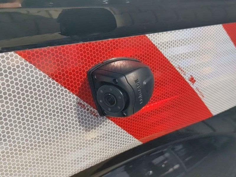 Lizingu i Volkswagen Crafter 50 - Flatbed truck + crane Volkswagen Crafter 50 - Flatbed truck + crane: foto 10