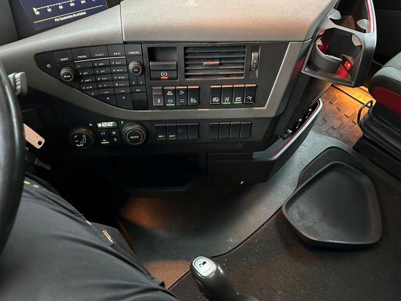 Volvo FH 13 460 + Palfinger PK 18002 - Kamion me karroceri të hapur, Kamion me vinç: foto 5 Volvo FH 13 460 + Palfinger PK 18002 - Kamion me karroceri të hapur, Kamion me vinç: foto 5