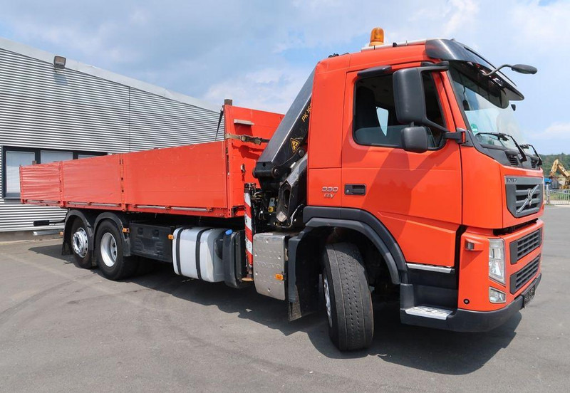 Volvo FM 330 6x2 - Kamion me karroceri të hapur, Kamion me vinç: foto 1 Volvo FM 330 6x2 - Kamion me karroceri të hapur, Kamion me vinç: foto 1
