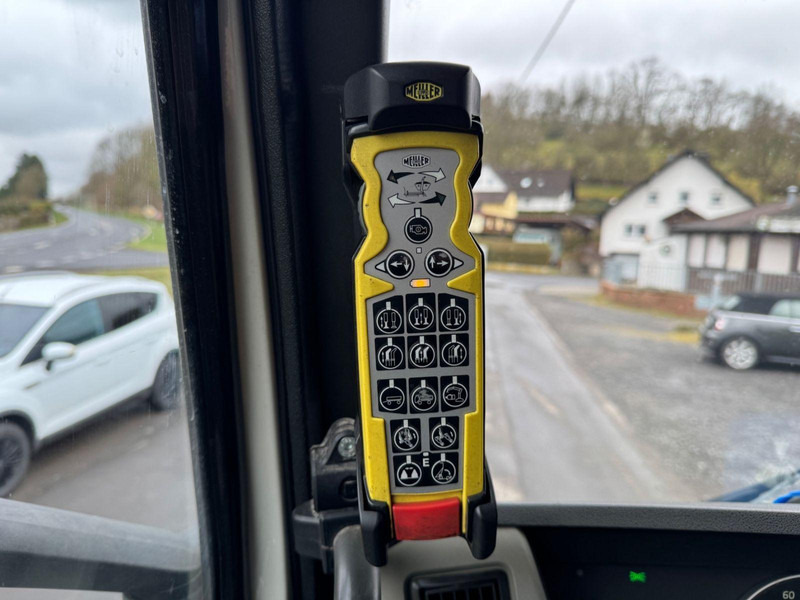 Fadromë ngarkuese Volvo FM 460 6x2 Meiller Hook lift: foto 16 Fadromë ngarkuese Volvo FM 460 6x2 Meiller Hook lift: foto 16