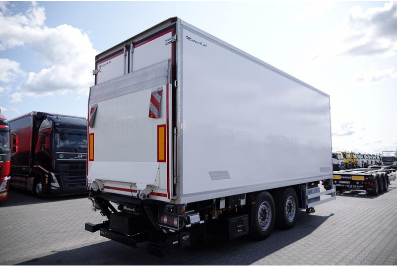 Wielton PRZYCZEPA CHŁODNIA / IGLOOCAR / THERMO KING - FRIGOBLOCK / WINDA - Rimorkio frigorifer: foto 5 Wielton PRZYCZEPA CHŁODNIA / IGLOOCAR / THERMO KING - FRIGOBLOCK / WINDA - Rimorkio frigorifer: foto 5