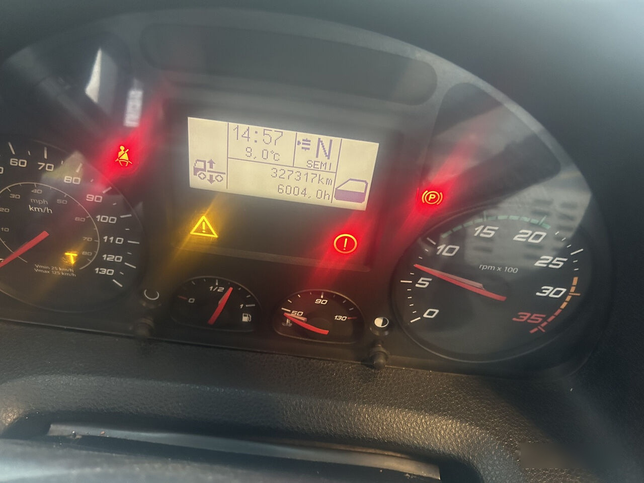 IVECO EuroCargo 75-210 - Kamion me karroceri të hapur, Kamion me vinç: foto 4 IVECO EuroCargo 75-210 - Kamion me karroceri të hapur, Kamion me vinç: foto 4