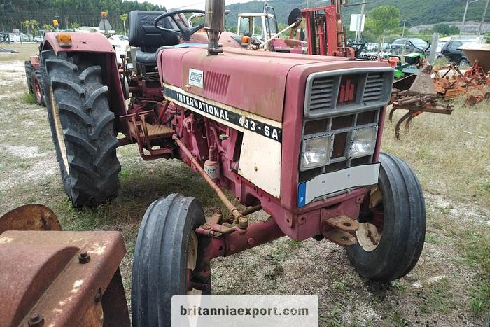 INTERNATIONAL 433 SA Farm Tractor | 2.5L Diesel | 4x2 | Brand New Tyres - Traktor: foto 2 INTERNATIONAL 433 SA Farm Tractor | 2.5L Diesel | 4x2 | Brand New Tyres - Traktor: foto 2