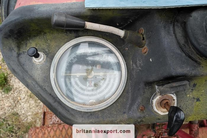 Traktor INTERNATIONAL 433 SA Farm Tractor | 2.5L Diesel | 4x2 | Brand New Tyres: foto 12