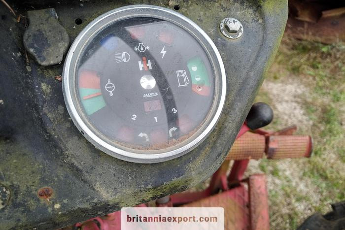 Traktor INTERNATIONAL 433 SA Farm Tractor | 2.5L Diesel | 4x2 | Brand New Tyres: foto 13