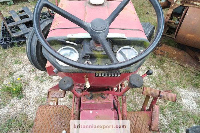 Traktor INTERNATIONAL 433 SA Farm Tractor | 2.5L Diesel | 4x2 | Brand New Tyres: foto 11