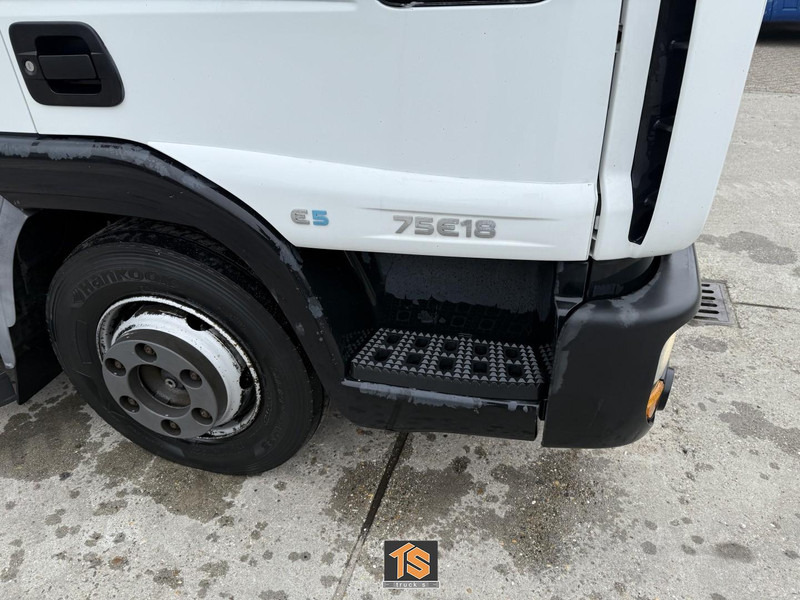 Iveco ML75E18/P AUTOTRANSPORT - AUTOMATIC - 7.5TON - LOADING 2830KG - NL TRUCK - Autotransportues: foto 4 Iveco ML75E18/P AUTOTRANSPORT - AUTOMATIC - 7.5TON - LOADING 2830KG - NL TRUCK - Autotransportues: foto 4