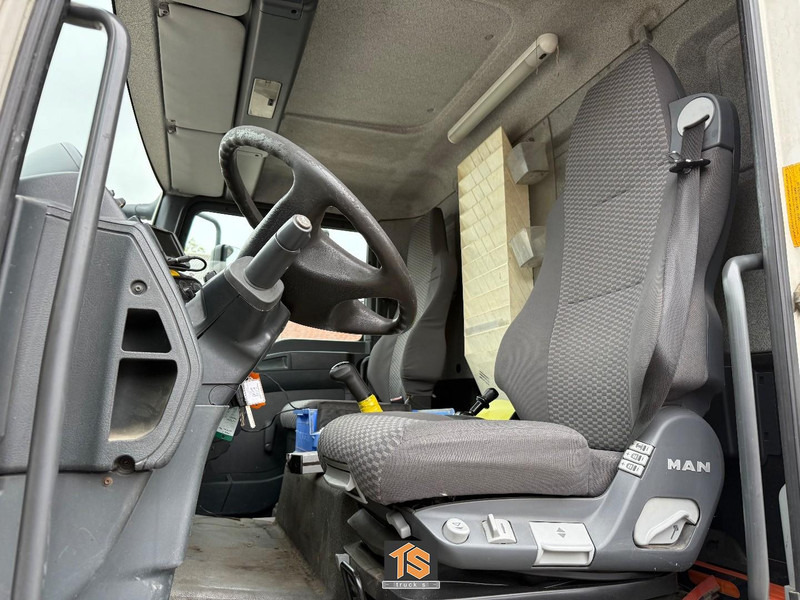 MAN TGL 12.210 EURO 5 - MANUAL - VERSALIFT VST-237-NF HEIGHT 14 M - BELGIUM TRUCK - TOP! - Kamioni, Kamion me vinç: foto 4 MAN TGL 12.210 EURO 5 - MANUAL - VERSALIFT VST-237-NF HEIGHT 14 M - BELGIUM TRUCK - TOP! - Kamioni, Kamion me vinç: foto 4